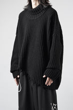 Load image into Gallery viewer, ISABEL BENENATO Wool Turtle-Neck Sweater width A Relaxed Fit and Asymmetrical Fringed Hem (BLACK)