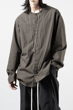 画像をギャラリービューアに読み込む, YUTA MATSUOKA collarless shirt / hard twist yarn horse cloth (dark brown)