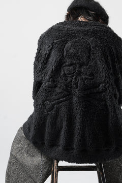 Load image into Gallery viewer, MASTERMIND WORLD SHAGGY CARDIGAN (BLACK)