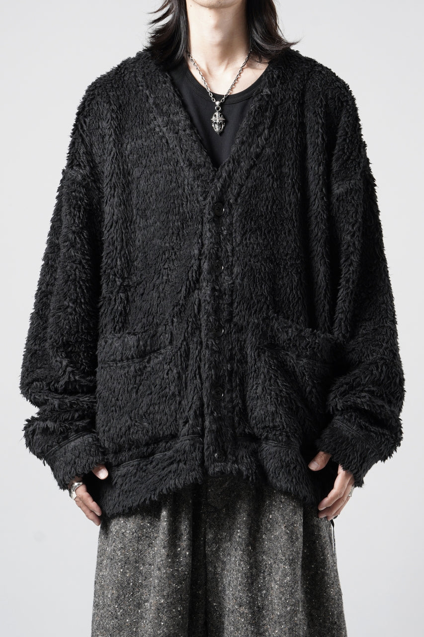 Load image into Gallery viewer, MASTERMIND WORLD SHAGGY CARDIGAN (BLACK)