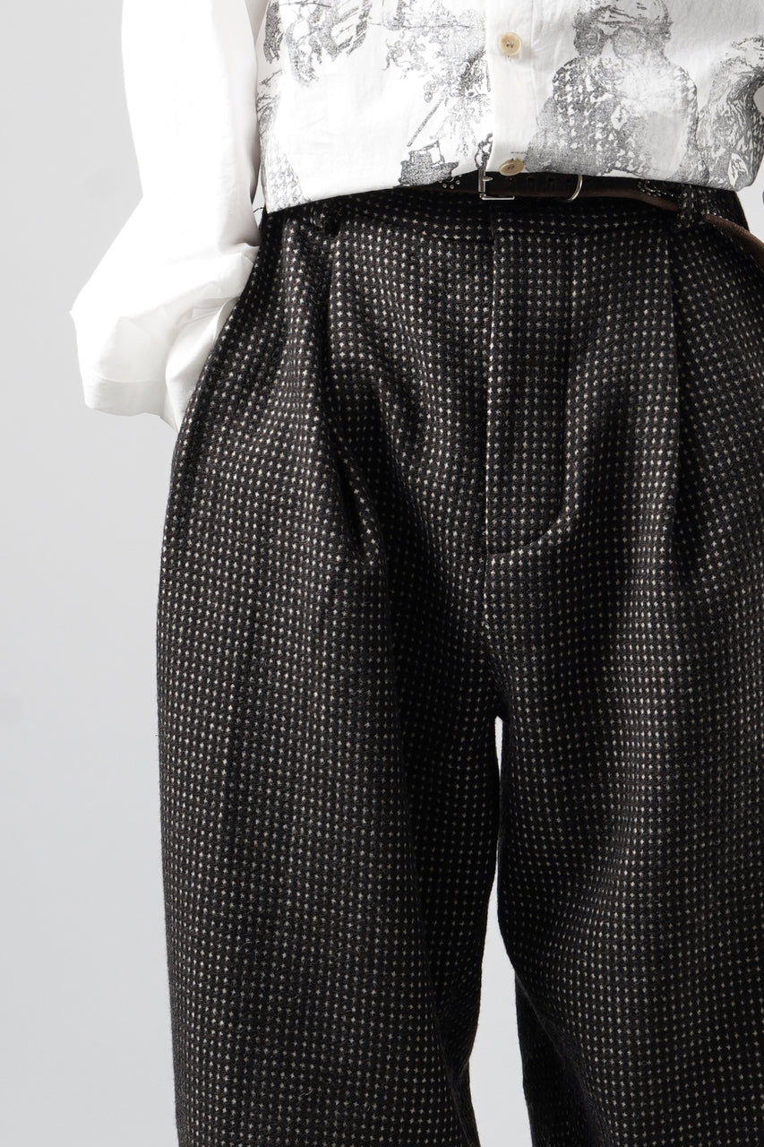 画像をギャラリービューアに読み込む, A TENTATIVE ATELIER exclusive Gale PLEAT WOOLEN PAINTER'S PANTS (DARK BROWN)