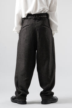 画像をギャラリービューアに読み込む, A TENTATIVE ATELIER exclusive Gale PLEAT WOOLEN PAINTER'S PANTS (DARK BROWN)