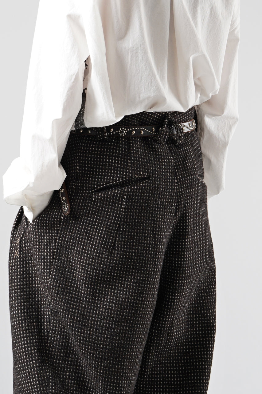 画像をギャラリービューアに読み込む, A TENTATIVE ATELIER exclusive Gale PLEAT WOOLEN PAINTER'S PANTS (DARK BROWN)