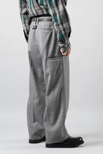 画像をギャラリービューアに読み込む, LASTMAN ONE TUCK SLACKS (GREY)