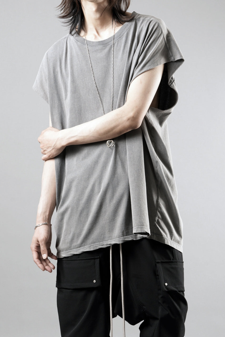 Load image into Gallery viewer, thom/krom FRENCH SLEEVE T-SHIRT / OVERSIZED FIT (DARK USED GREY)