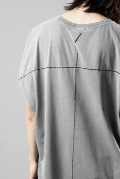 Load image into Gallery viewer, thom/krom FRENCH SLEEVE T-SHIRT / OVERSIZED FIT (DARK USED GREY)