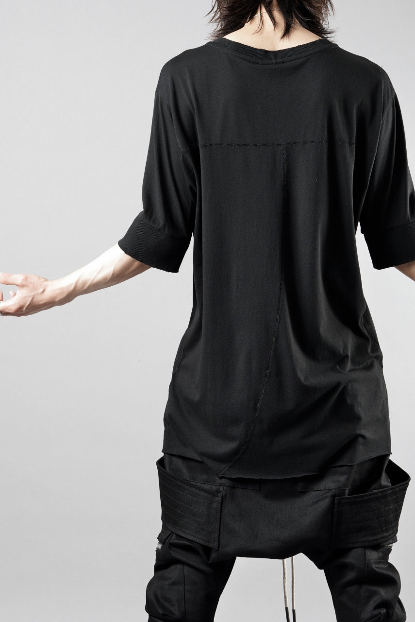thom/krom ROUND NECK T-SHIRT / SLIM FIT (BLACK)の商品ページ