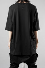 画像をギャラリービューアに読み込む, thom/krom ROUND NECK T-SHIRT / RELAXED FIT (BLACK)