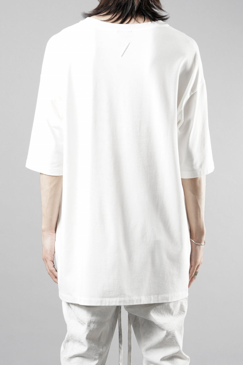 Load image into Gallery viewer, thom/krom ROUND NECK T-SHIRT / RELAXED FIT (OFF WHITE)