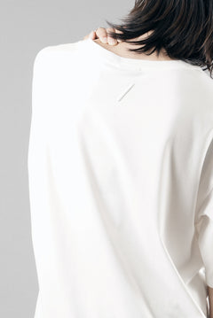 Load image into Gallery viewer, thom/krom ROUND NECK T-SHIRT / RELAXED FIT (OFF WHITE)