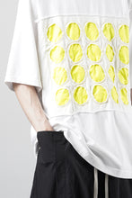 画像をギャラリービューアに読み込む, OBLADI CIRCLE CUT WHITE-YELLOW T-SHIRT (WHITE)