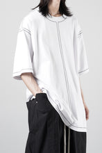 画像をギャラリービューアに読み込む, OBLADI BLACK STITCHES ON WHITE T-SHIRT (WHITE)