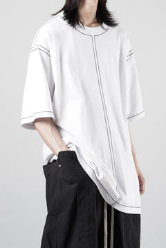 画像をギャラリービューアに読み込む, OBLADI BLACK STITCHES ON WHITE T-SHIRT (WHITE)