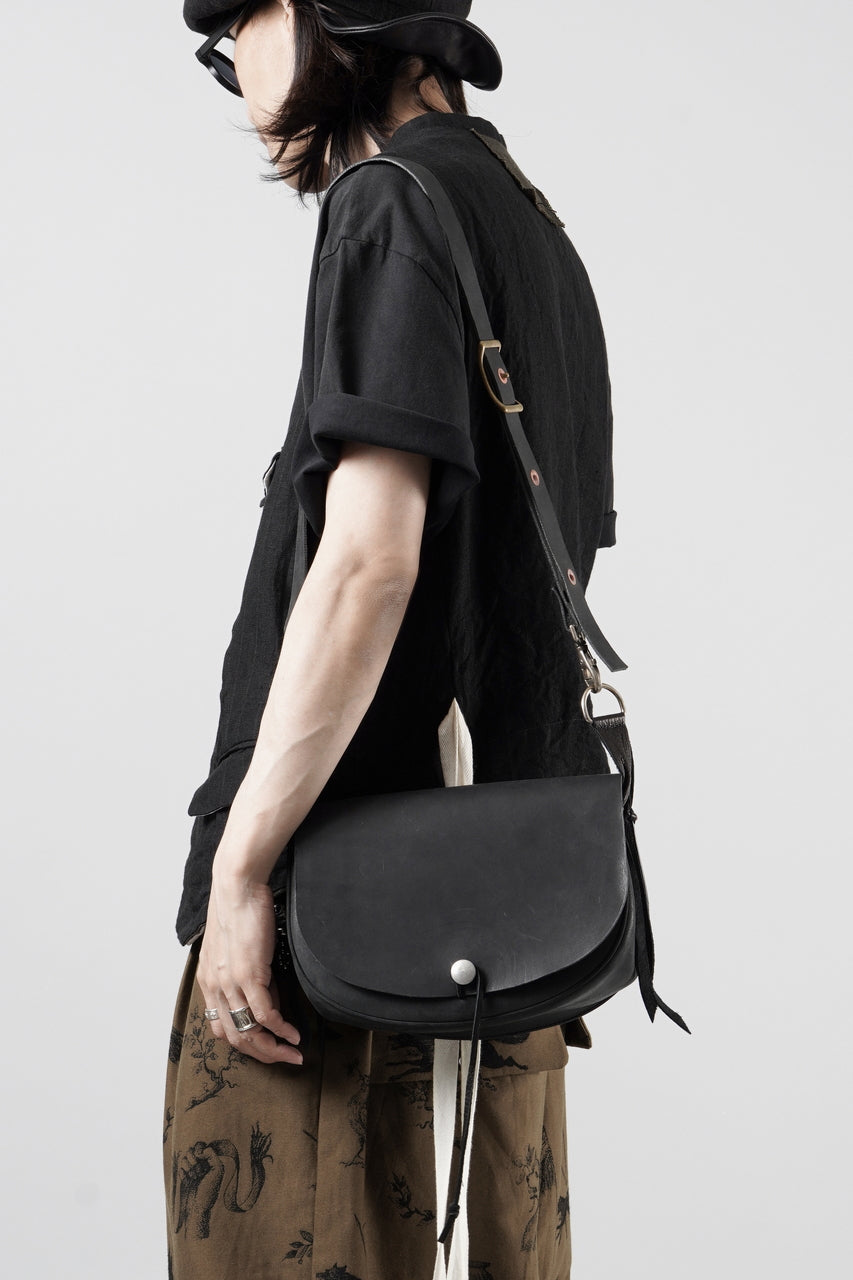 Load image into Gallery viewer, ierib x LOOM exclusive Medicine Bag / Saddle Leather (BLACK)