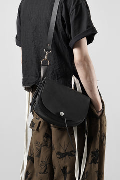Load image into Gallery viewer, ierib x LOOM exclusive Medicine Bag / Saddle Leather (BLACK)