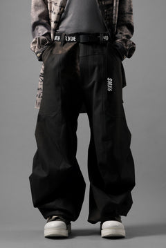 Load image into Gallery viewer, beauty : beast CROISSANT FLARE DOUBLE POCKET PANTS / PIGMENT PRINT VERSION (BROWN)