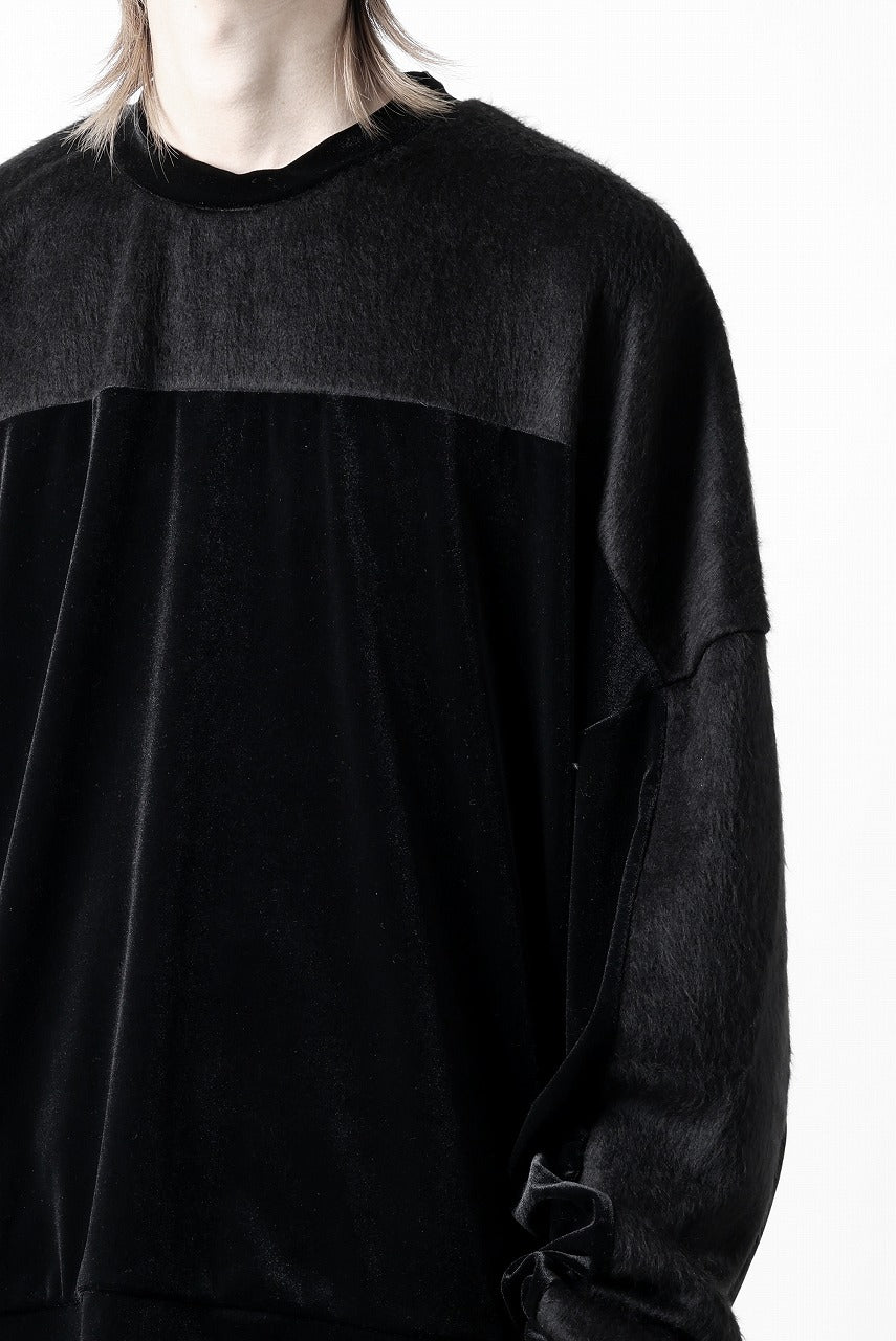 A.F ARTEFACT BRUSHED KNIT COMBI VELOR TOP (BLACK)