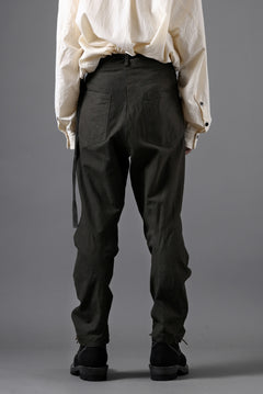 画像をギャラリービューアに読み込む, YUTA MATSUOKA three dimensional trousers / linen cotton canvas (brown)