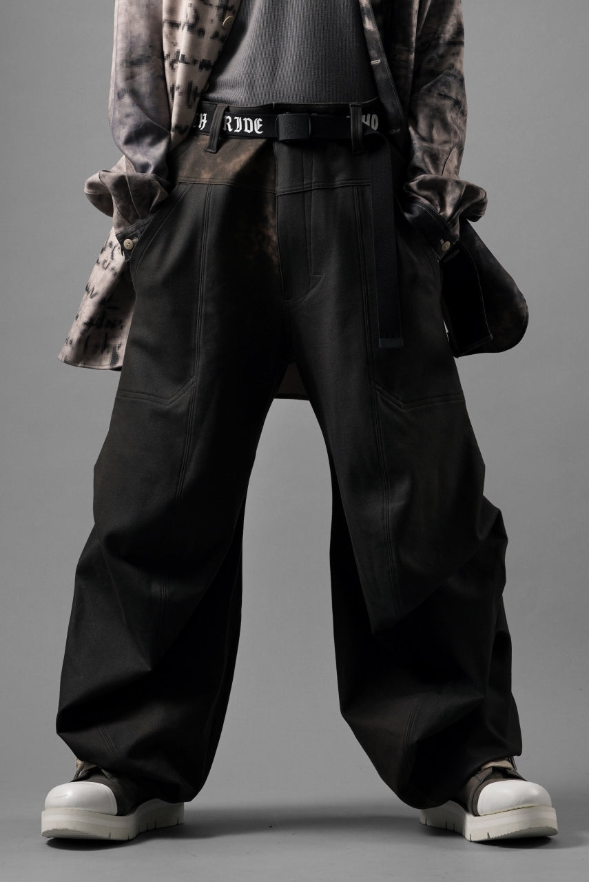 Load image into Gallery viewer, beauty : beast CROISSANT FLARE DOUBLE POCKET PANTS / PIGMENT PRINT VERSION (BROWN)