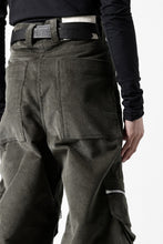 Load image into Gallery viewer, A.F ARTEFACT CARGO ZIP BAGGY PANTS / CORDUROY (KHAKI)