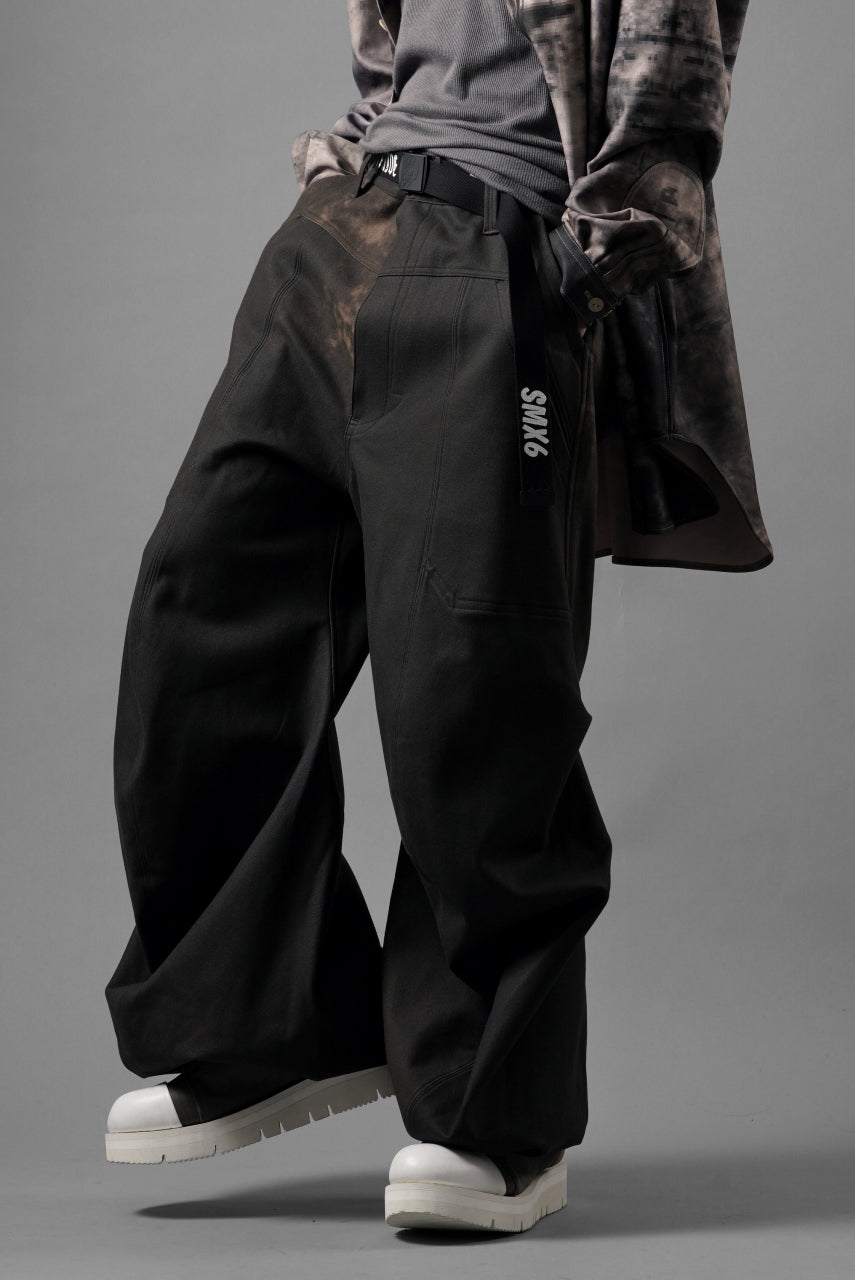 Load image into Gallery viewer, beauty : beast CROISSANT FLARE DOUBLE POCKET PANTS / PIGMENT PRINT VERSION (BROWN)