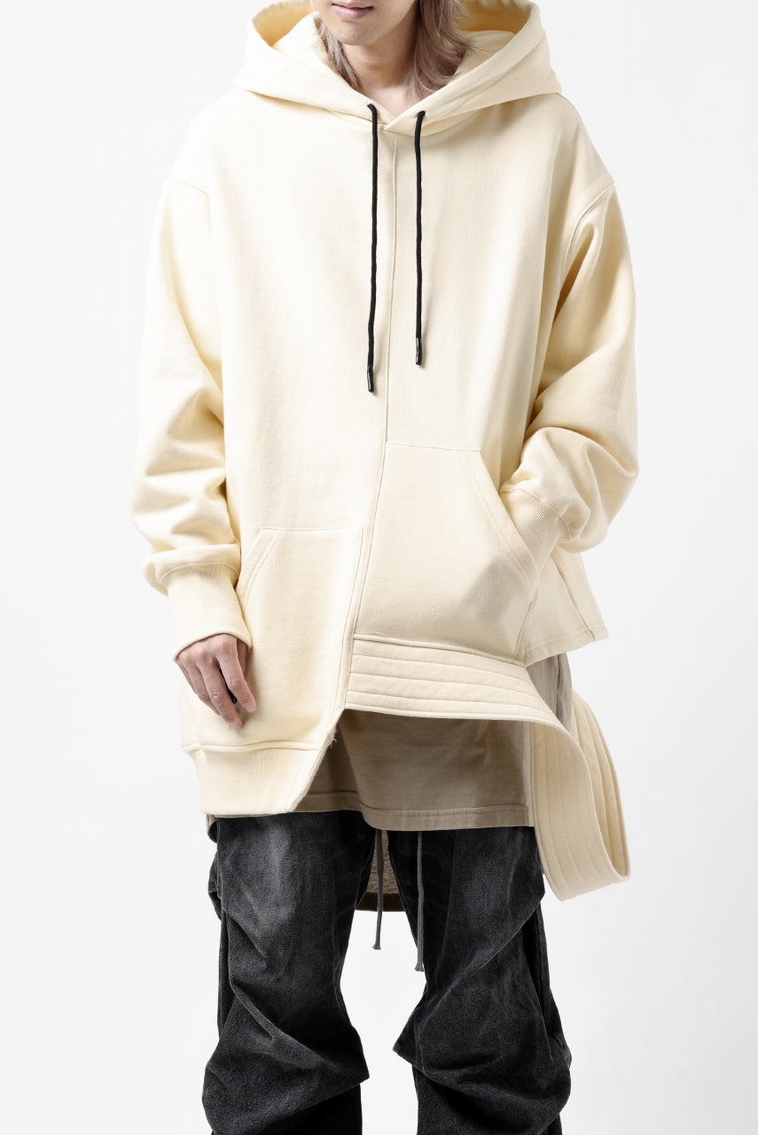 A.F ARTEFACT ASYMMETRY LOOP HEM SWEAT HOODIE (CREAM)