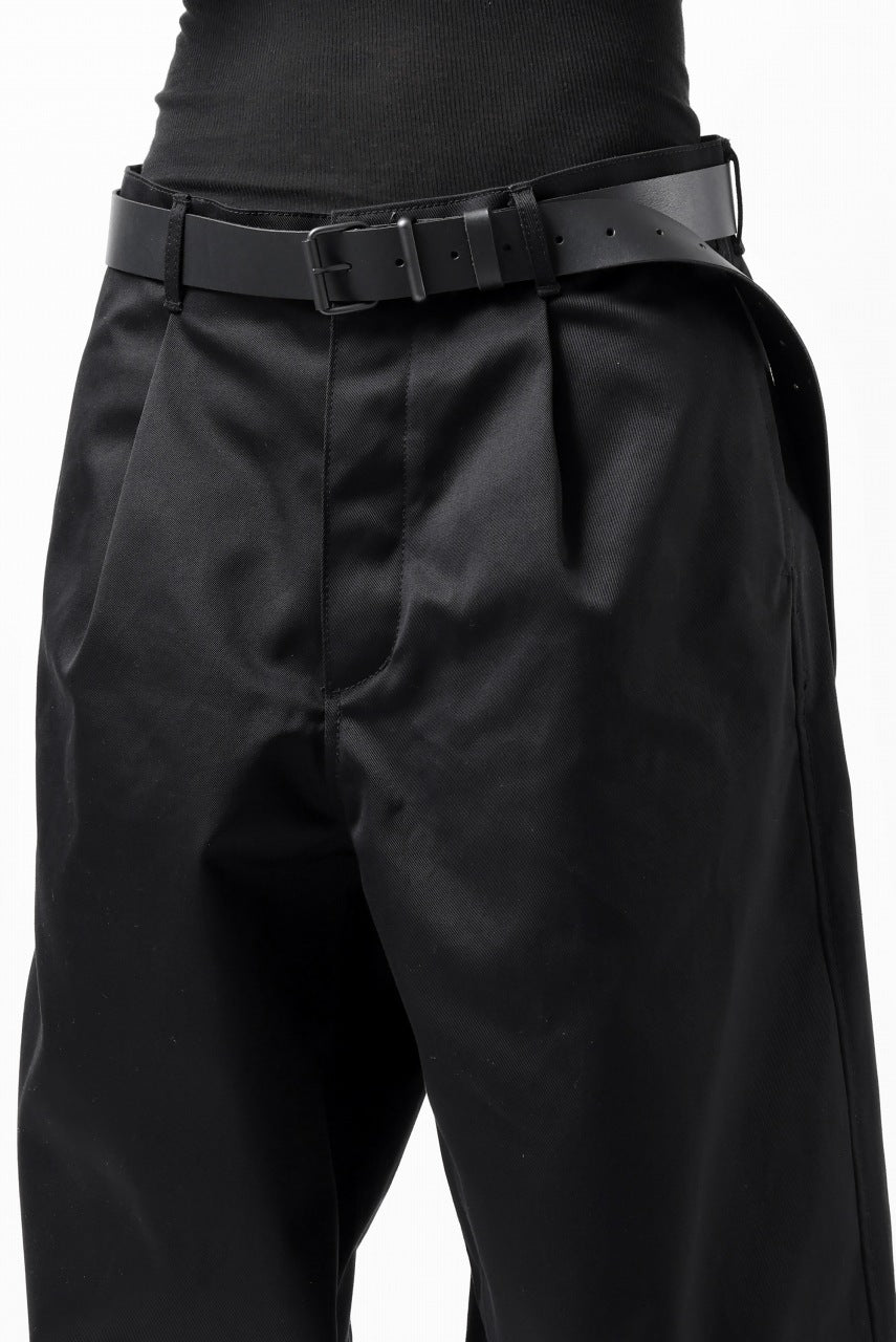 ISAMU KATAYAMA BACKLASH TUCK WIDE PANTS / HIGH DENSITY CHINO CLOTH (BLACK)