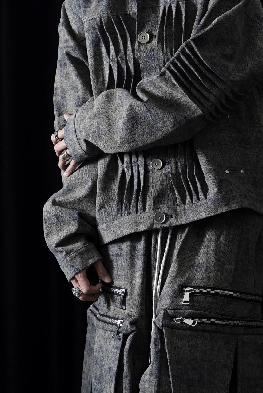 画像をギャラリービューアに読み込む, A.F ARTEFACT BLENDED SHADES DENIM PIN TUCK BLOUSON (STEEL BLUE)