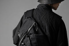 画像をギャラリービューアに読み込む, F/CE. TEXTURED TWILL 3 POINTS SLINGER BAG (BLACK)