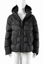 Load image into Gallery viewer, Ten c CHINOOK COMBO DOWN JACKET (NERO)