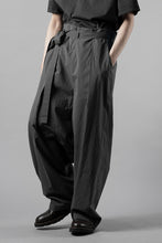 Load image into Gallery viewer, forme d'expression Harem Pants / FC7A (Carbon)