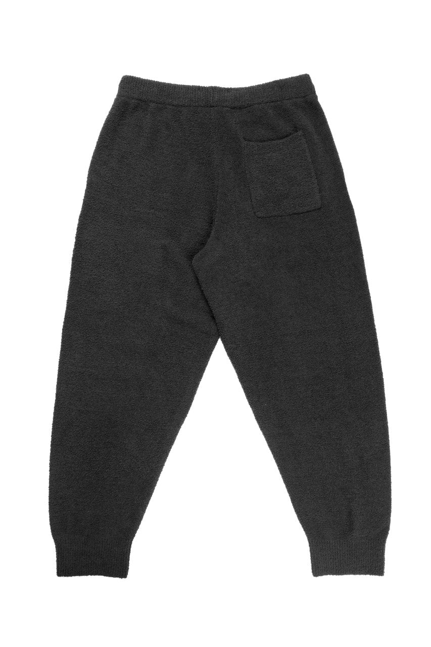 Load image into Gallery viewer, MASTERMIND WORLD LOUNGE LONG PANTS / SOFTLY BOA FLEECE (BLACK x CHARCOAL)