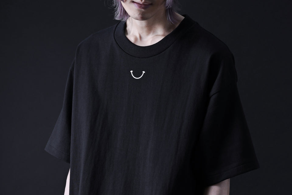 READYMADE SMILE & LOGO SHORT SLEEVE T-SHIRT (BLACK) – LOOM OSAKA