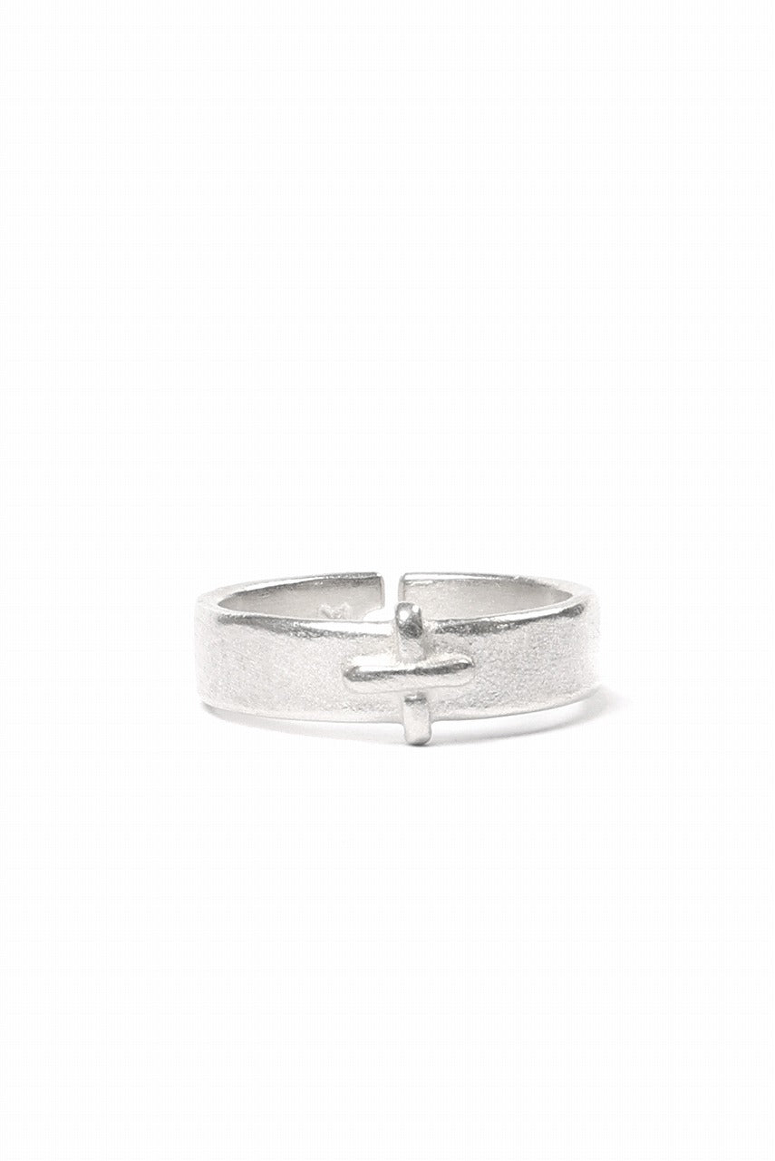 m.a+ silver stitched cross ring / AG058 AG (SILVER)
