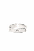 Load image into Gallery viewer, m.a+ multiple silver cross carved ring / AG050 AG (SILVER)