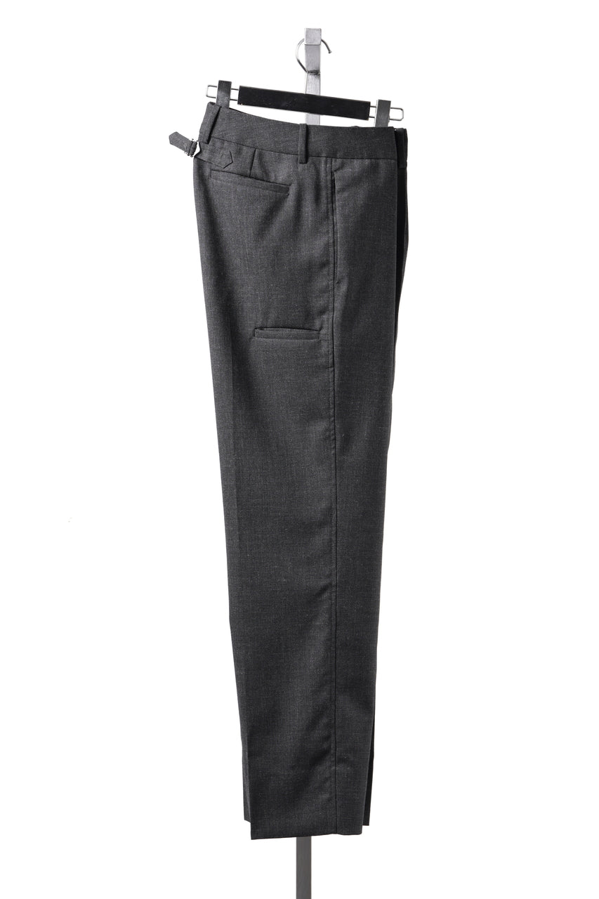 Load image into Gallery viewer, LASTMAN ONE TUCK SLACKS (BLACK)