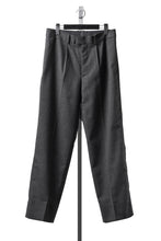 Load image into Gallery viewer, LASTMAN ONE TUCK SLACKS (BLACK)