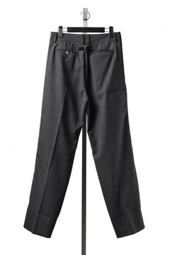 Load image into Gallery viewer, LASTMAN ONE TUCK SLACKS (BLACK)