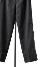 Load image into Gallery viewer, LASTMAN ONE TUCK SLACKS (BLACK)