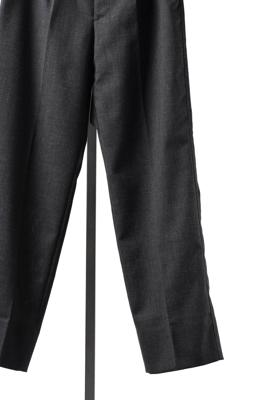 Load image into Gallery viewer, LASTMAN ONE TUCK SLACKS (BLACK)