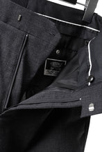Load image into Gallery viewer, LASTMAN ONE TUCK SLACKS (BLACK)