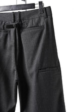 Load image into Gallery viewer, LASTMAN ONE TUCK SLACKS (BLACK)