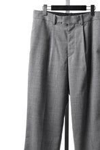 画像をギャラリービューアに読み込む, LASTMAN ONE TUCK SLACKS (GREY)