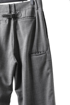 画像をギャラリービューアに読み込む, LASTMAN ONE TUCK SLACKS (GREY)