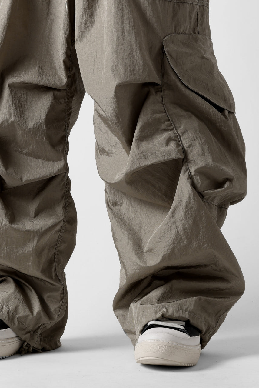 entire studios FREIGHT CARGO PANTS / CRINKLE NYLON (SAGE)