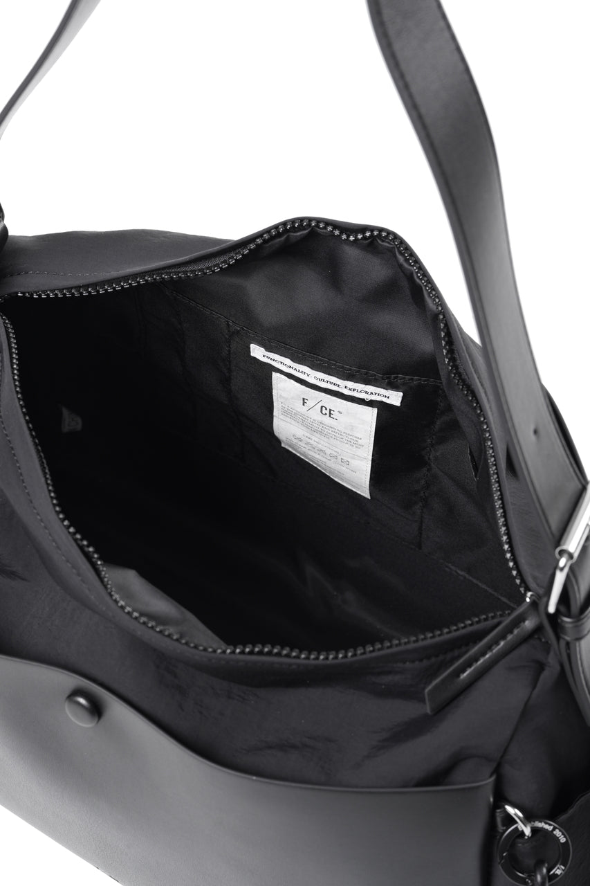 画像をギャラリービューアに読み込む, (FEL32262B0004) F/CE. TECH LEATHER SHOULDER DUFFLE BAG (BLACK)