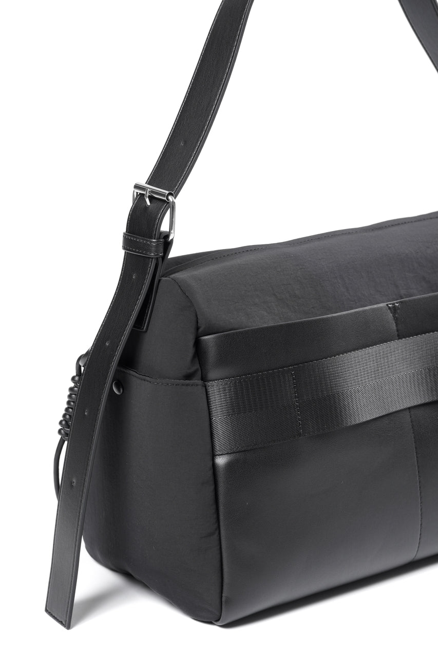 画像をギャラリービューアに読み込む, (FEL32262B0004) F/CE. TECH LEATHER SHOULDER DUFFLE BAG (BLACK)