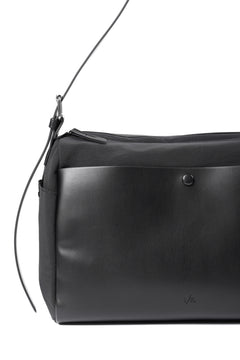 画像をギャラリービューアに読み込む, (FEL32262B0004) F/CE. TECH LEATHER SHOULDER DUFFLE BAG (BLACK)