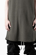 画像をギャラリービューアに読み込む, A.F ARTEFACT LONG LENGTH SLEEVELESS TOP / RIB KNIT JERSEY (OLIVE)