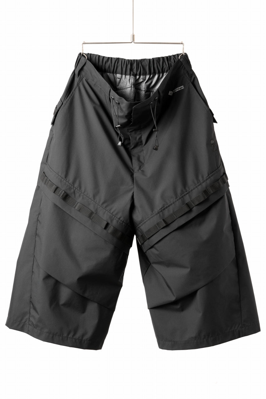 D-VEC x ALMOSTBLACK FISHING SHORT TROUSERS / WINDSTOPPER BY GORE-TEX LABS 3L S.R.G. (BLACK)